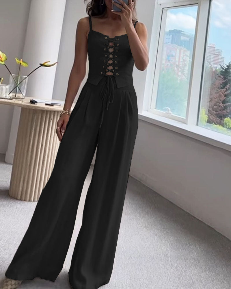 De Zivva Lace-Up Two-Piece Set