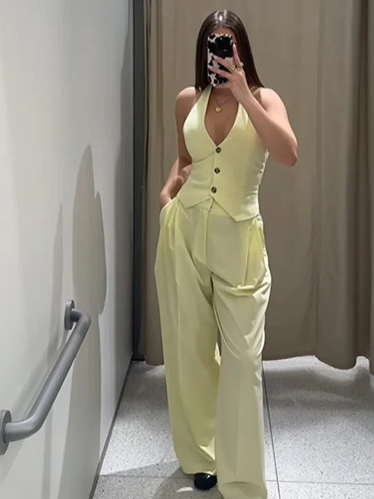 De Zivva Gele Halter Co-ord Set