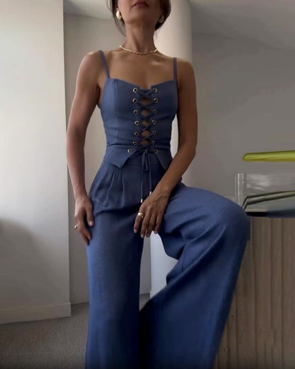 De Zivva Lace-Up Two-Piece Set