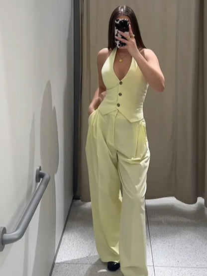 De Zivva Gele Halter Co-ord Set